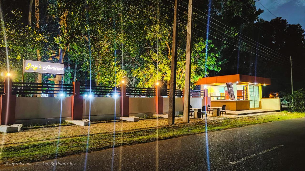 Jay'S Avenue Otel Udawalawe Dış mekan fotoğraf