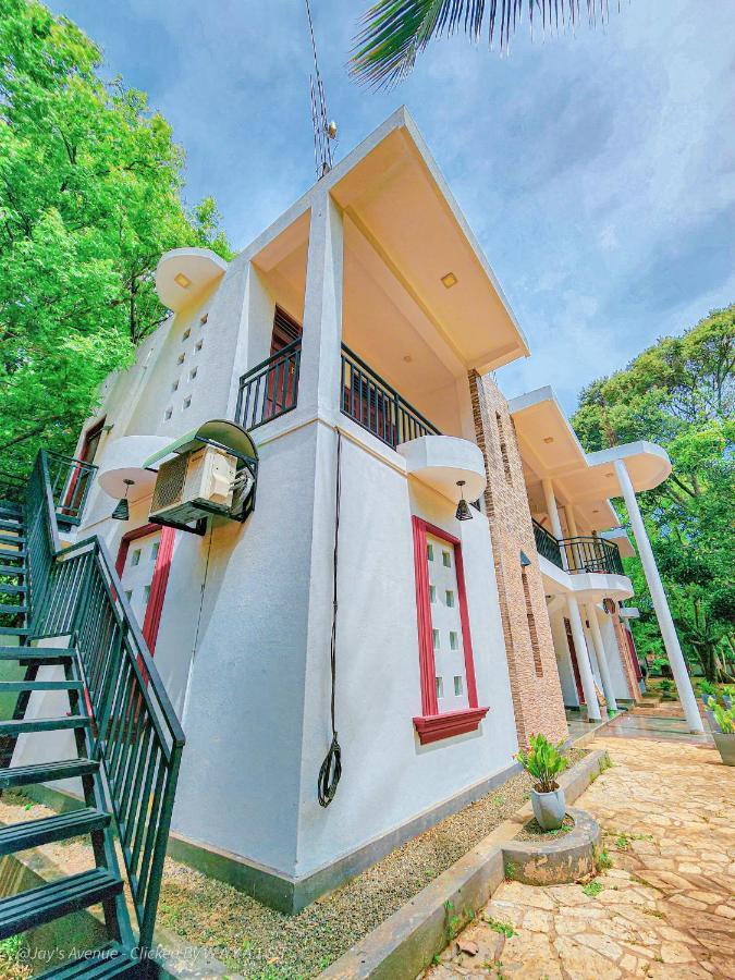 Jay'S Avenue Otel Udawalawe Dış mekan fotoğraf