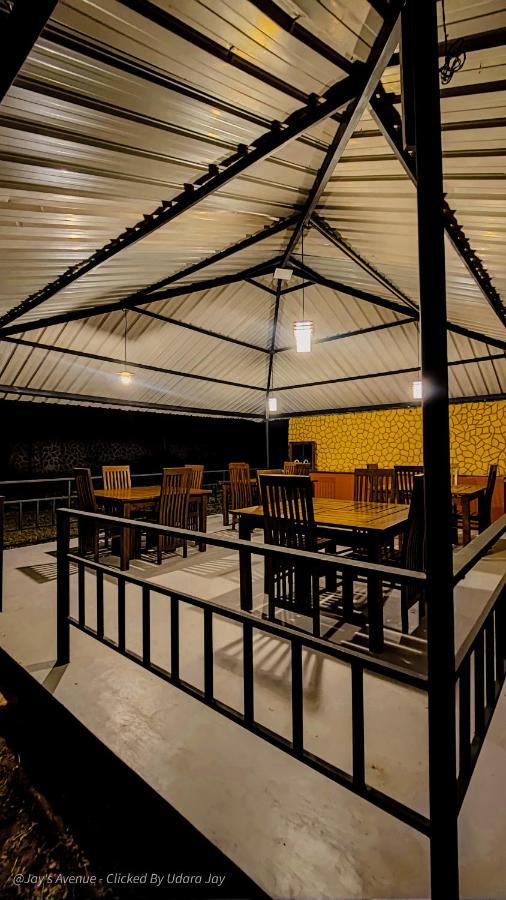 Jay'S Avenue Otel Udawalawe Dış mekan fotoğraf