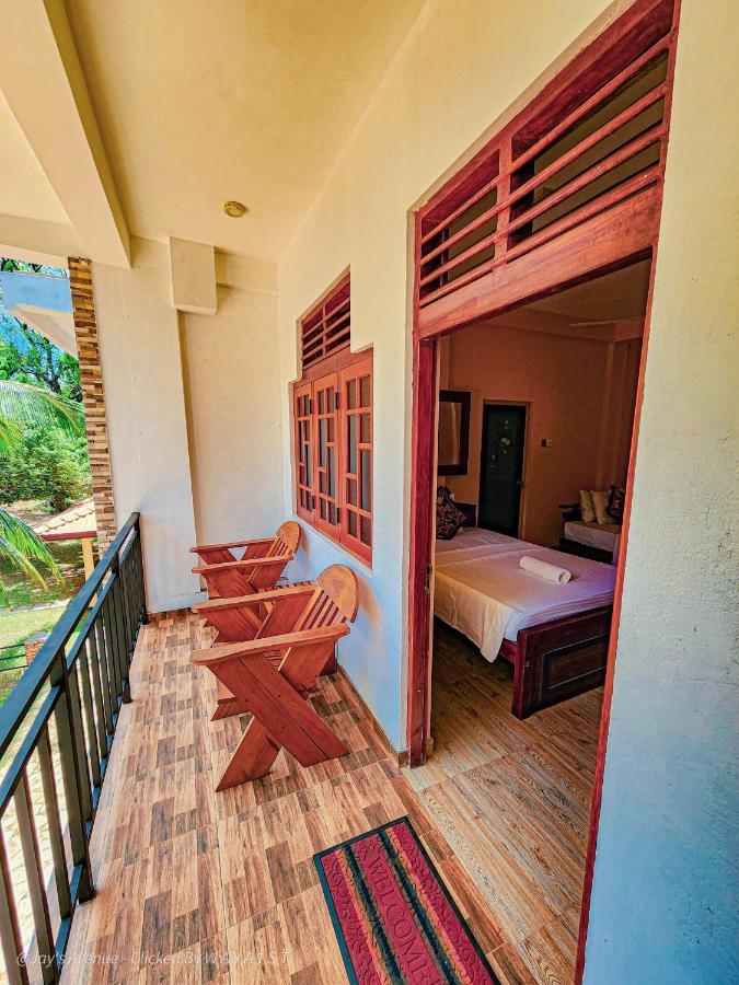 Jay'S Avenue Otel Udawalawe Dış mekan fotoğraf